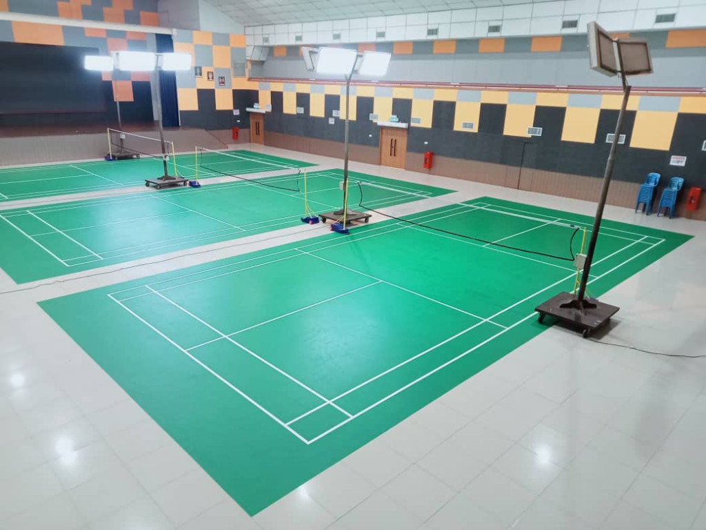Gambar Utama GELANGGANG BADMINTON DEWAN BANDARAN